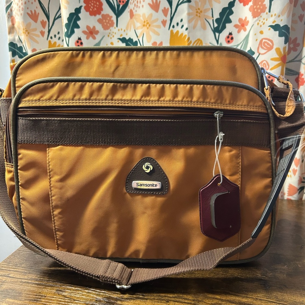 Vintage Samsonite Profile II Brown Soft Luggage Overnight Bag Shoulder Strap